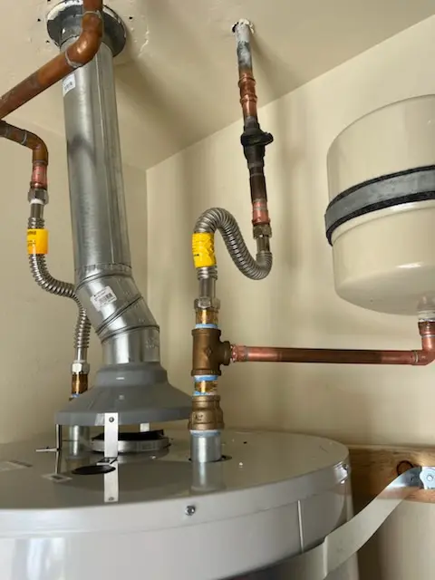 Water heater installation and plumbing repair in Black Canyon Retreat